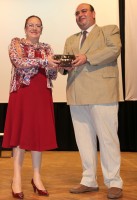 452-Atatürk - Hediye Verirken