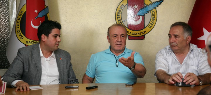 345- Rektörden Gaziantep Gazeteciler Cemiyetine ziyaret (1)