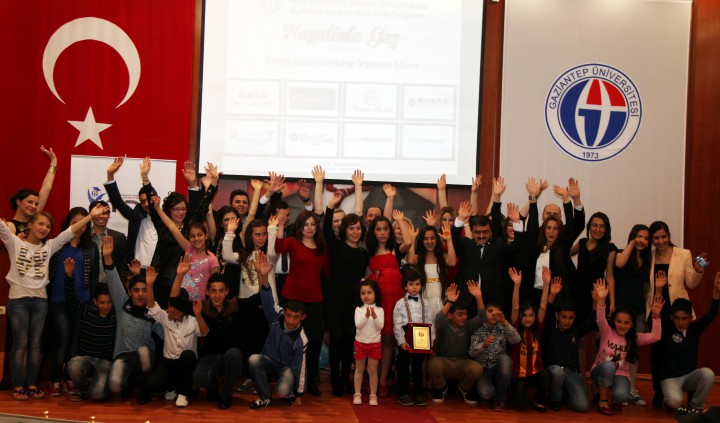 Hayallerindeki Ayakkabıları Giydiler (5)