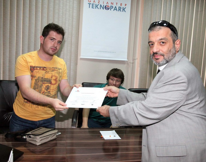 Fikri olan üniversitelilere girişimcilik eğitimi (02)