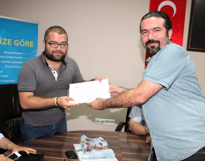 Fikri olan üniversitelilere girişimcilik eğitimi (06)