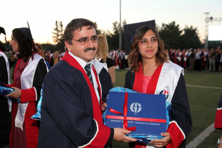 GAÜN_DE MEZUNİYET ŞÖLENİ - (Prof. Dr. Cahit Bağcı)