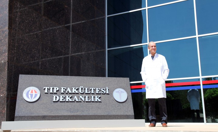 Tıp Fakültesinin müthiş kadrosu göz kamaştırıyor (2)