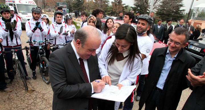 Bir Bağış Bir Hayat Kurtarır - (2)