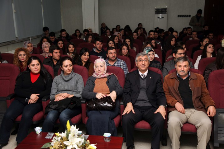 Edebiyat ve Kitap Topluluğu Şiir Dinletisi (2)