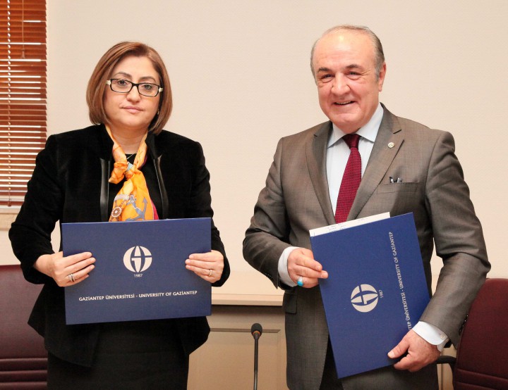 Gaziantep Üniversitesinde tarihi imza - (3)