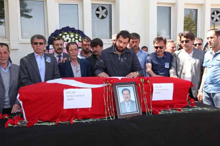 Cenaze Töreni - (2)