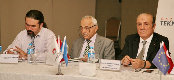 GAÜN Teknopark uzmanları halıcılarla buluştu-1