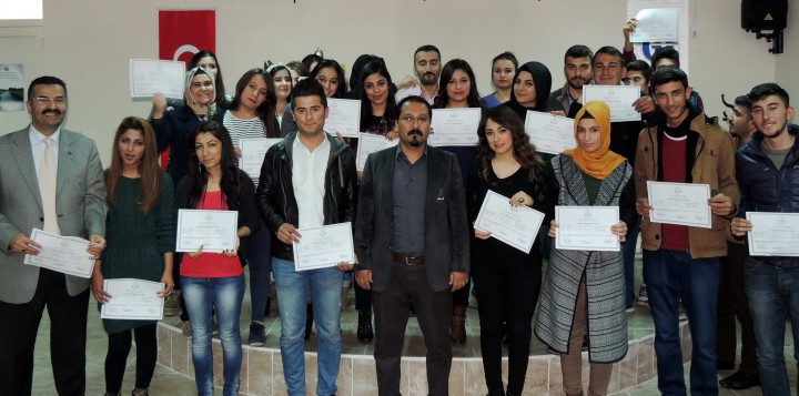 ilkyardım kursiyerleri sertifikalarını aldı (3)