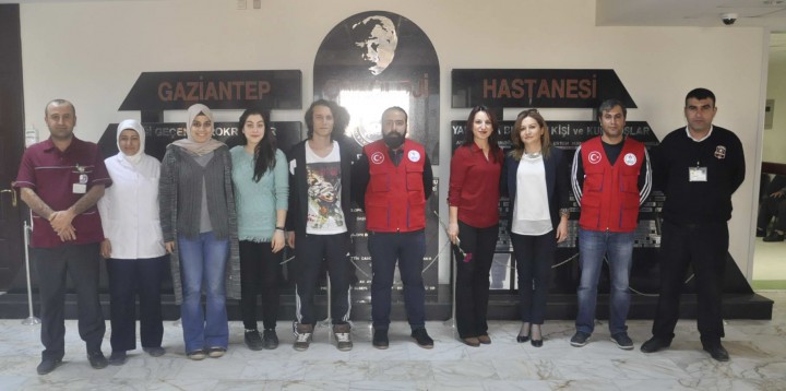 Gazikent Gençlik Merkezi Üyelerinden Onkoloji Hastanesi’ne ziyaret (3)