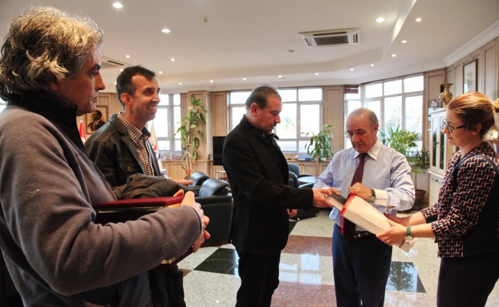 Mâvera ve Troya büyüledi-8