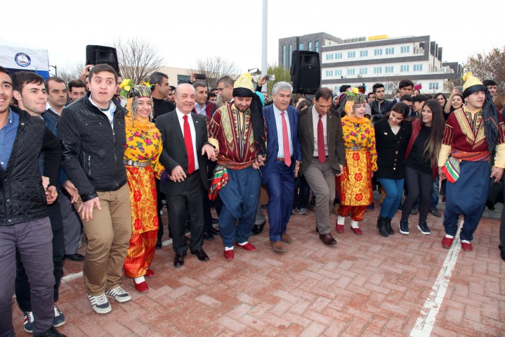 Gaziantep Üniversitesi’nde ‘Renkli’ Nevruz (7)