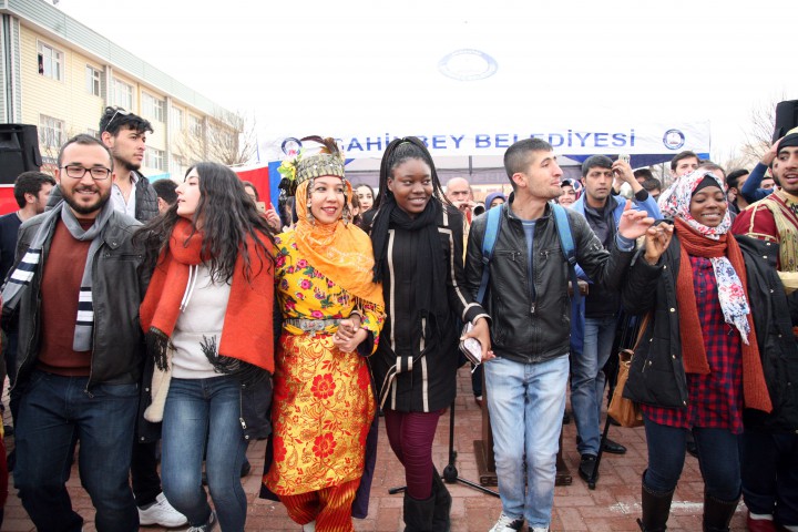 Gaziantep Üniversitesi’nde ‘Renkli’ Nevruz (8)