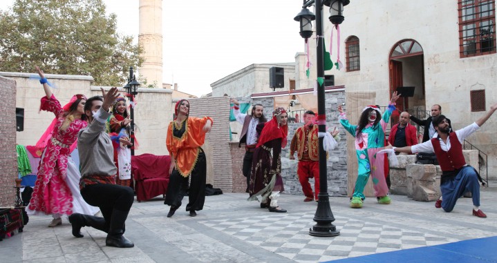 GAÜN TMDK Öğrencilerinden 29 Ekim Etkinliği (3)