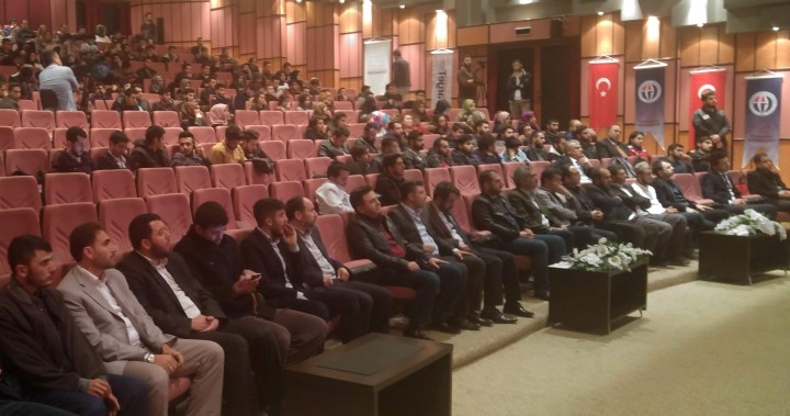 Eğitimci-Yazar Turan’dan “21. Yüzyılda Adalet Anlayışı ve Hz. Ömer” Konferansı-