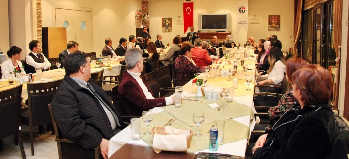 GAÜN Rektörü Prof. Dr. Gür Öğretmenlerle Akşam Yemeği Yedi--