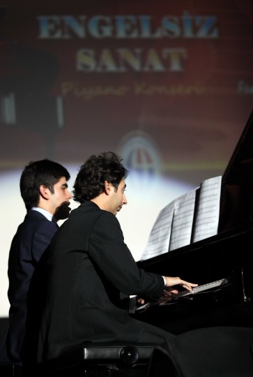 GAÜN’de Otizmli Üç Piyanistten Muhteşem Konser - (01)