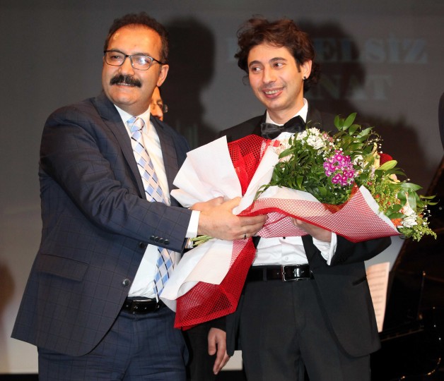 GAÜN’de Otizmli Üç Piyanistten Muhteşem Konser - (03)