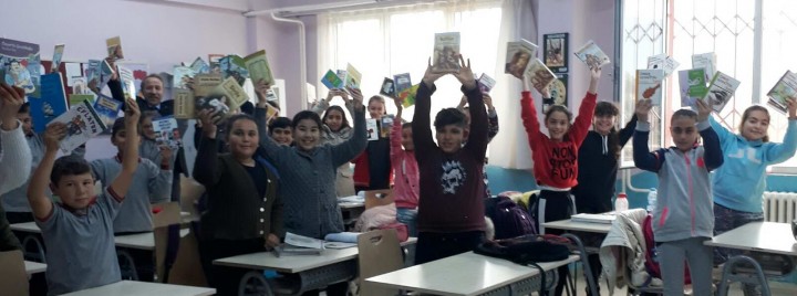 GAÜN Öğrencilerinden Yazıkent Mürşide Akçay Ortaokulu'na Kütüphane - (2)