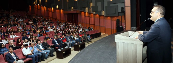 Prof. Dr. Ali Gür, -02