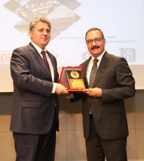 BİR MOTİF BİR İNSAN PROJESİNİN KAPANIŞ TÖRENİ GAÜN’DE GERÇEKLEŞTİ-04