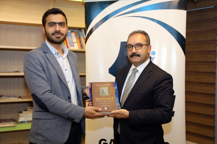 REKTÖR PROF. DR. GÜR ÖĞRENCİLERLE BULUŞTU-4