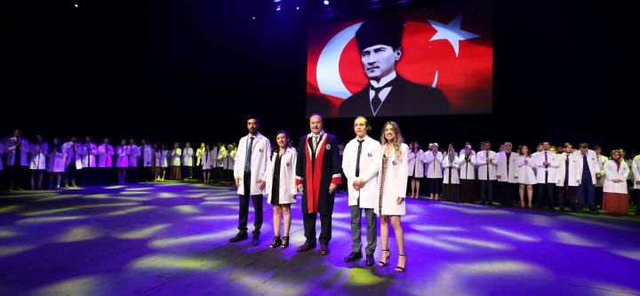 Hekim adayları beyaz önlük giydi - (10)