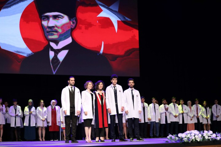 Hekim adayları beyaz önlük giydi - (9)