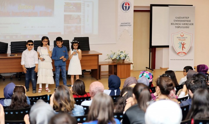 ENGELLİ MİNİKLER GÖNÜLLERİNCE EĞLENDİ - (2)