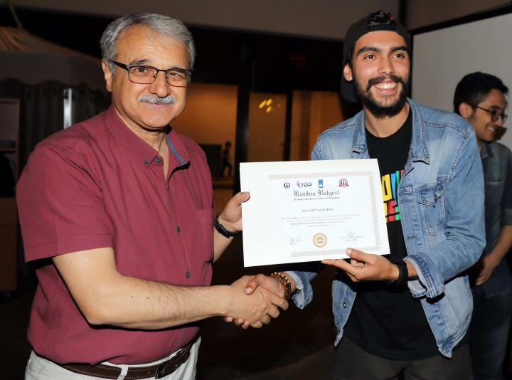 GAÜN’DE SURİYELİ ÖĞRENCİLER İÇİN İFTAR YEMEĞİ VERİLDİ - (4)