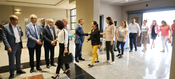 REKTÖR PROF. DR. GÜR AKADEMİK VE İDARİ PERSONELLE BAYRAMLAŞTI - (1)