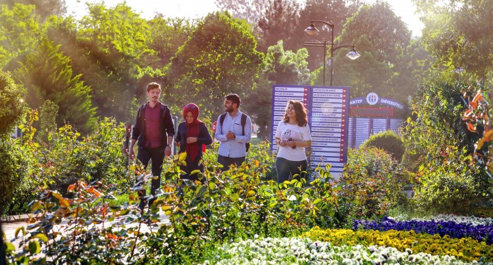 GAÜN TERCİHİN GÖZDESİ-4