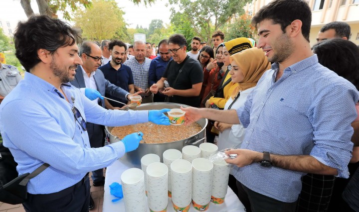 Aşureler Rektör’den - (3)