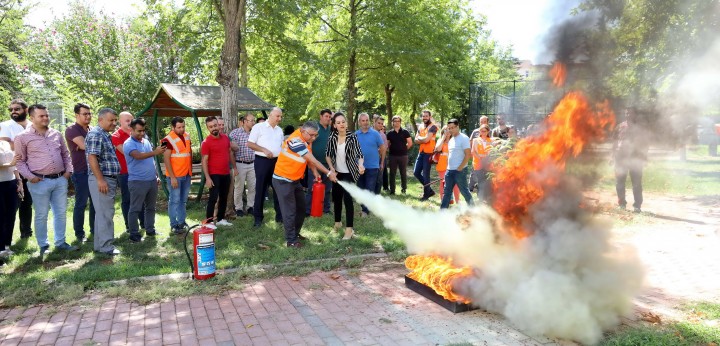 GAÜN’de yangın eğitimi-1
