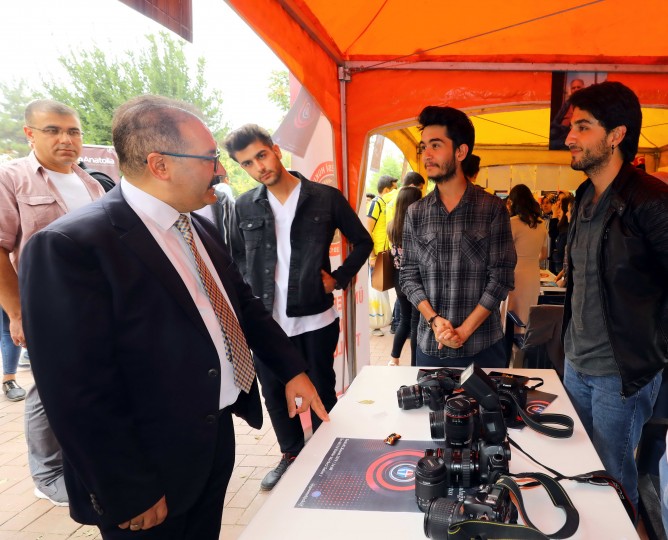 GAÜN’DE ÖĞRENCİ TOPLULUKLARI TANITIM ŞENLİĞİ - (4)