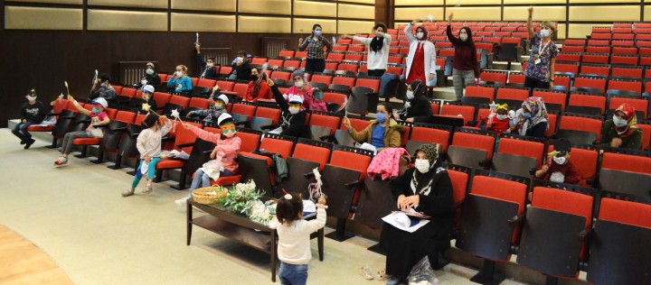 GAÜN’DE ÇOCUKLARA UMUT VERELİM İSİMLİ PROJE ETKİNLİĞİ GERÇEKLEŞTİRİLDİ-2