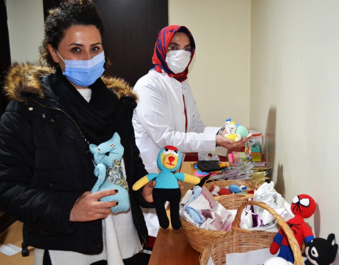 GAÜN’DE ÇOCUKLARA UMUT VERELİM İSİMLİ PROJE ETKİNLİĞİ GERÇEKLEŞTİRİLDİ-6