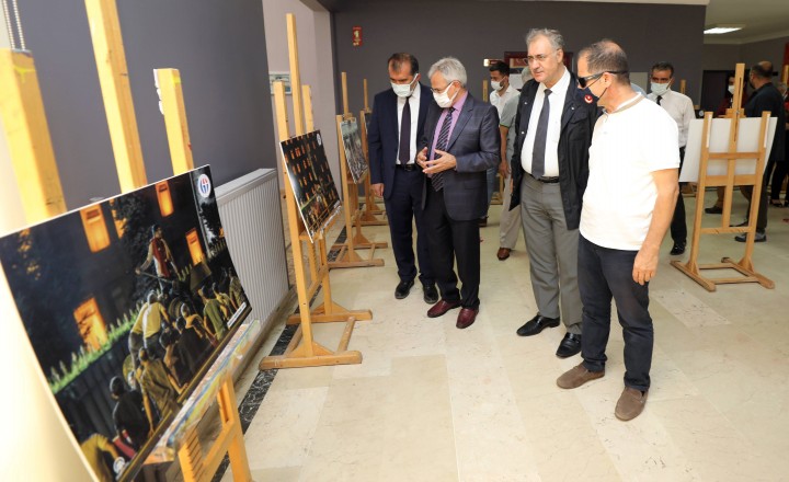 Gaziantep Üniversitesi - 15 Temmuz Demokrasi ve Milli Birlik Günü-3