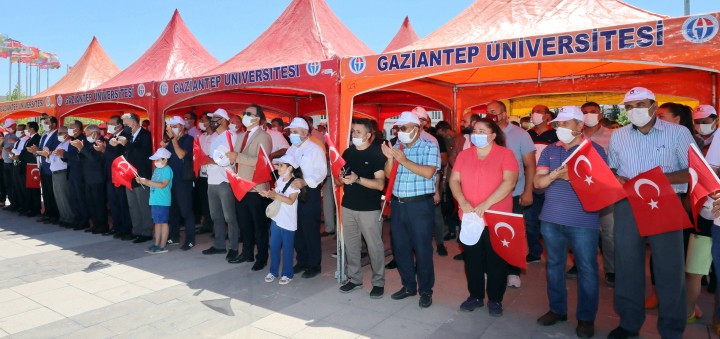 Gaziantep Üniversitesi - 15 Temmuz Demokrasi ve Milli Birlik Günü-4
