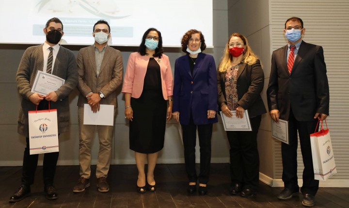 V. DENEY HAYVANLARI KULLANIM KURSUNU TAMAMLAYANLAR SERTİFİKALARINI ALDI-7