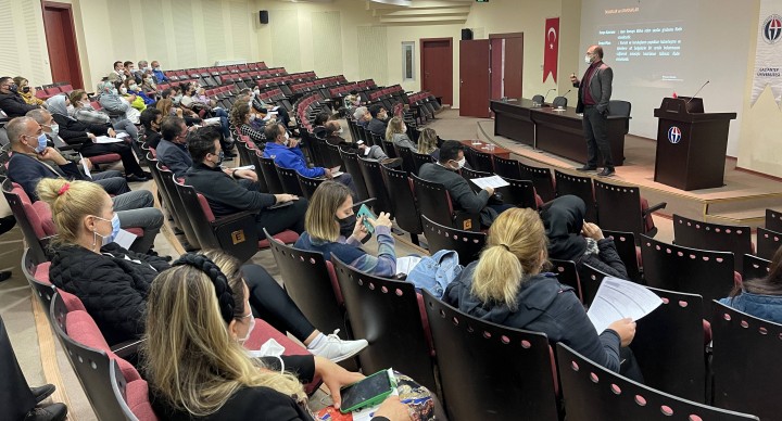 GAÜN ÖĞR. GÖR. ÖZDEMİR’DEN ARŞİV YÖNETİMİ EĞİTİMİ-1