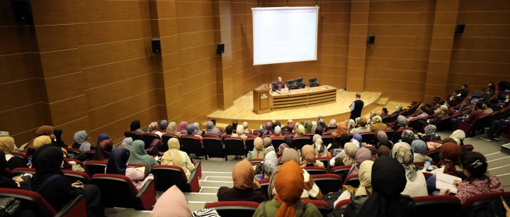 GAÜN İLAHİYAT FAKÜLTESİNDE 20. YÜZYILDA ETKİLİ İKİ ŞAHSİYET KONFERANSI - (1)