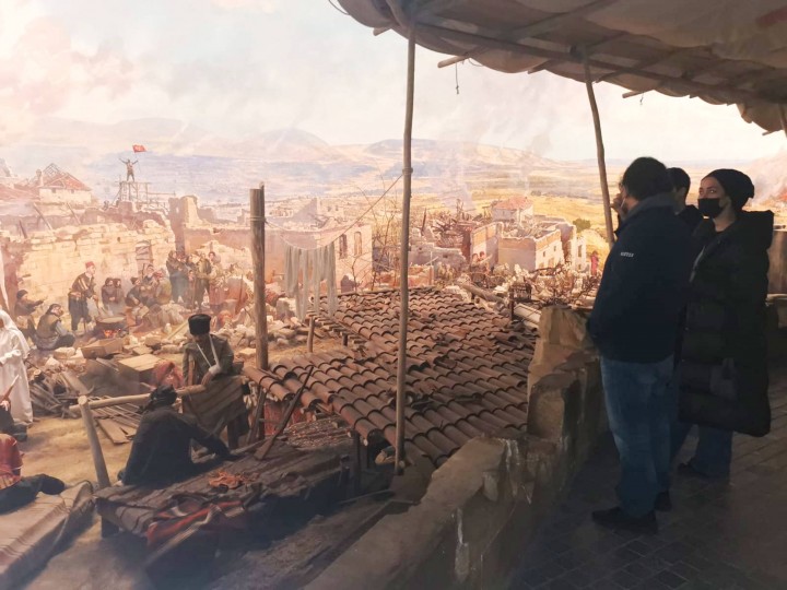 HALI TASARIMI ÖĞRENCİLERİ PANORAMİK MÜZEDE - (2)