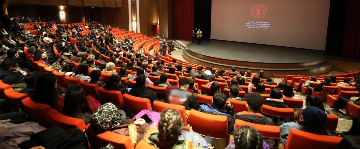 AKİF FİLMİ GAÜN’DE ÖĞRENCİLERLE BULUŞTU - (04)