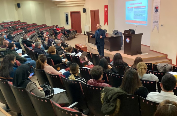 GAÜN’DE HİZMET İÇİ EĞİTİM-1