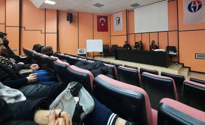 HALI TASARIMI ÖĞRENCİLERİNİN SEKTÖR İLE BULUŞMASI-2