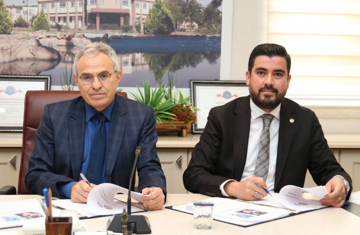 GGC'DEN KENT BASINININ 150.YILINDA TÜRKİYE'YE MODEL OLACAK PROTOKOL-1