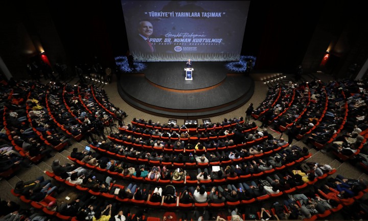 NUMAN KURTULMUŞ GAÜN REKTÖRÜNÜ ÇALIŞMALARINDAN DOLAYI TEBRİK ETTİ -2