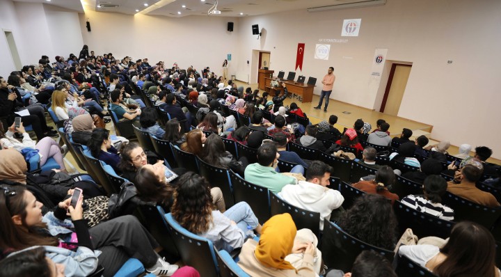 GAÜN’DE AŞK VE ROMANTİK İLİŞKİLER KONFERANSI-1