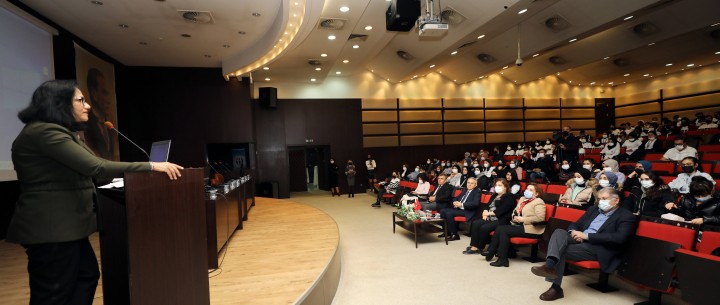 GAÜN’DE BÖBREK SAĞLIĞINA DİKKAT ÇEKİLDİ - Pro.Dr. Ayşe Balat-2